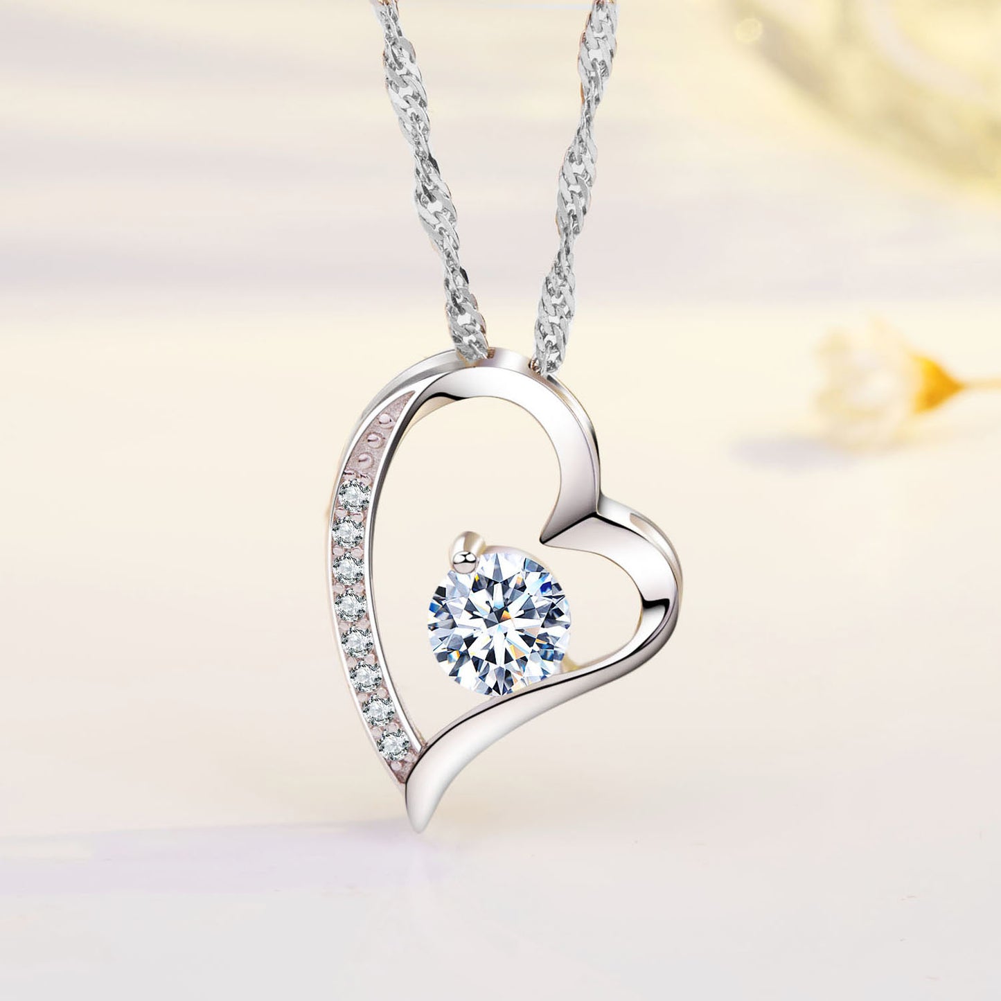 14k White Gold Plated CZ Daimond Heart Pendant Necklace