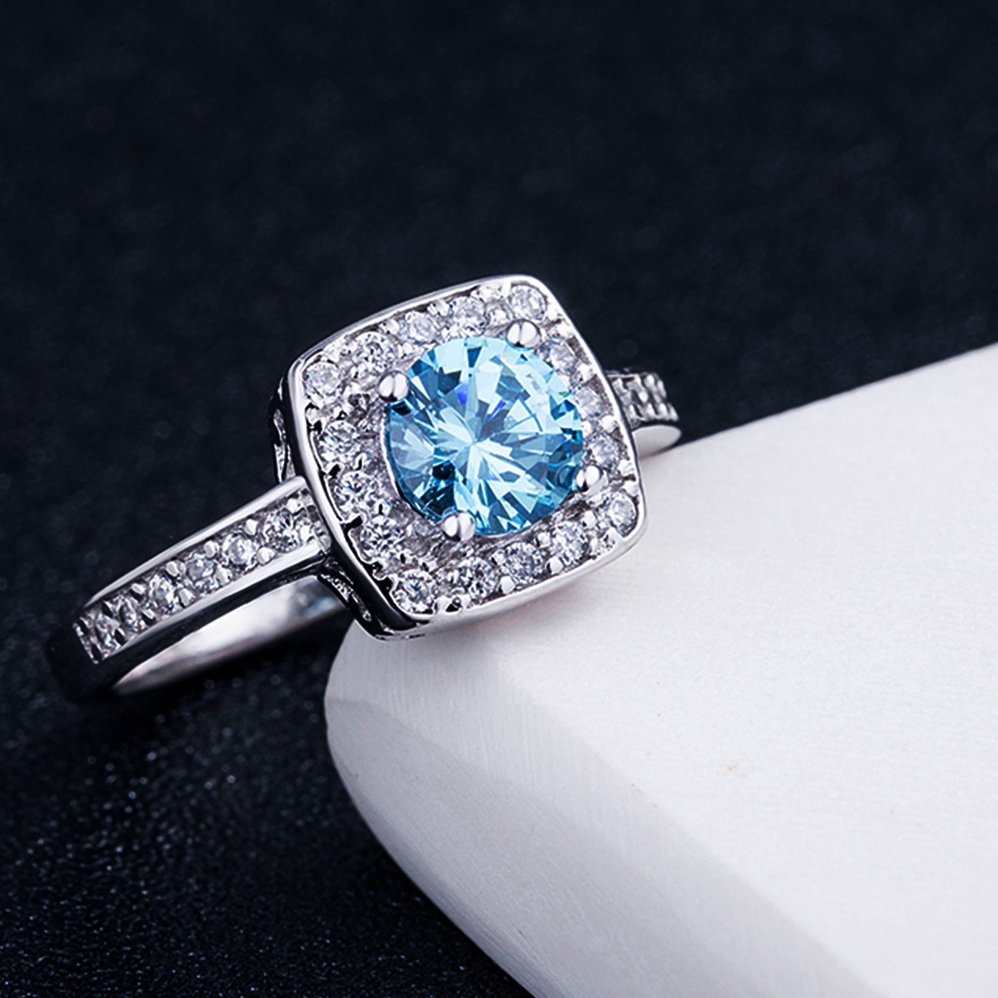 14k White Gold Plated 1 Ct Round Brilliant Blue Crystal Ring